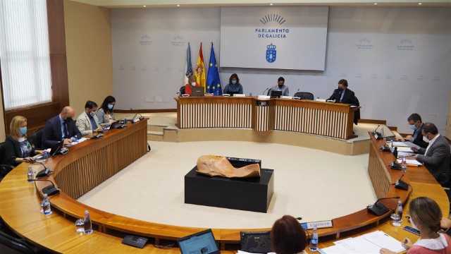 Acordos da Comisión 1ª, Institucional, de Administración Xeral, Xustiza e Interior, celebrada o 2 de xuño de 2021